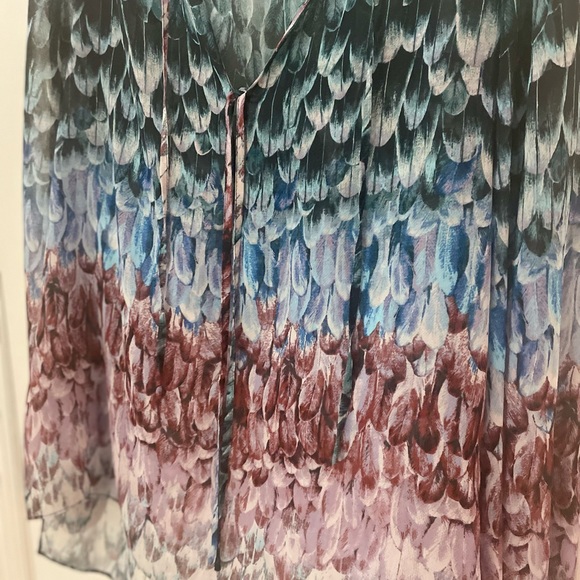 BCBG XS DUSTY ELM EVANNA Chiffon Blouse Feather - Picture 5 of 12